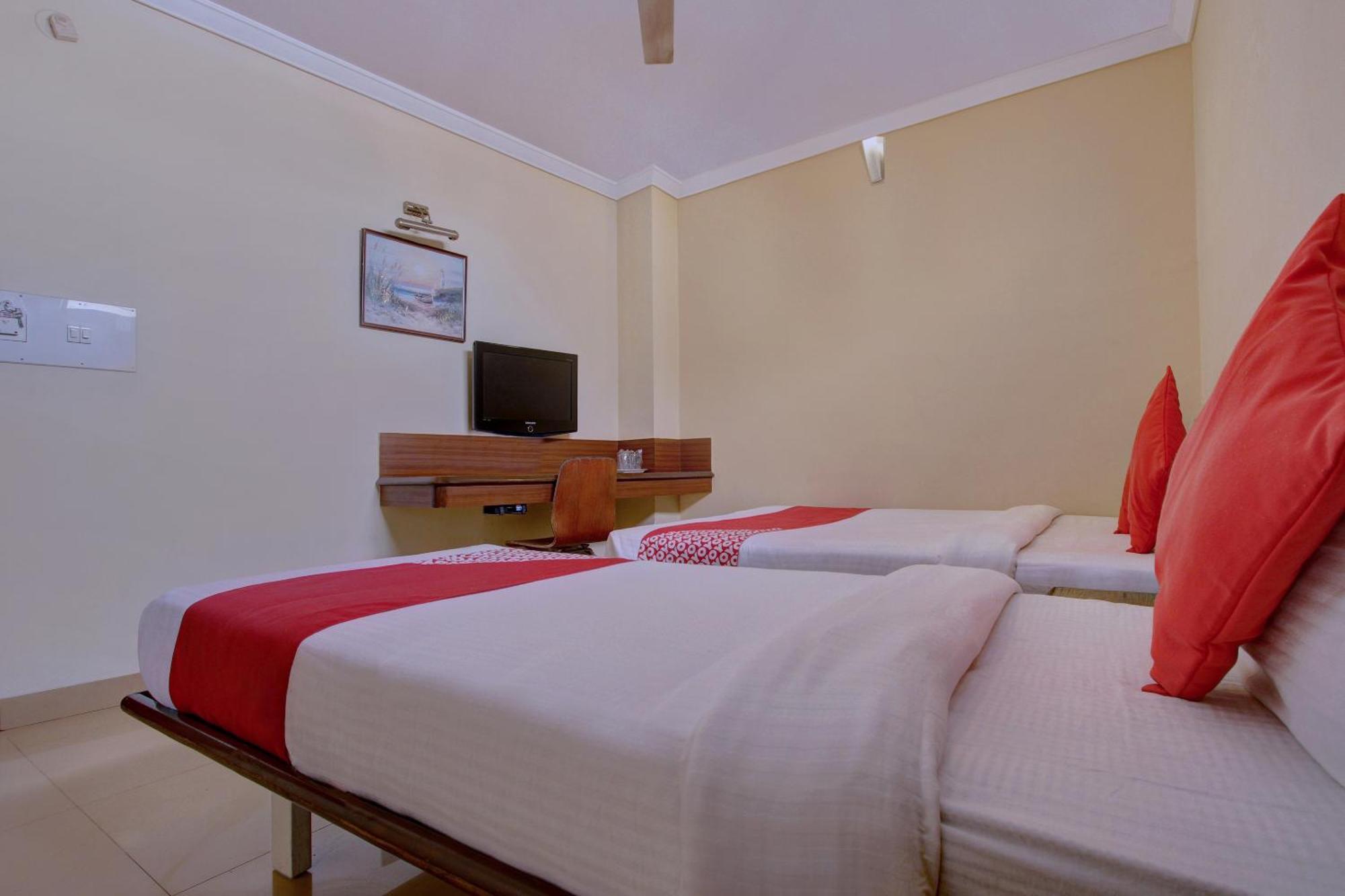 Shrusti Comfort Bangalore Bagian luar foto